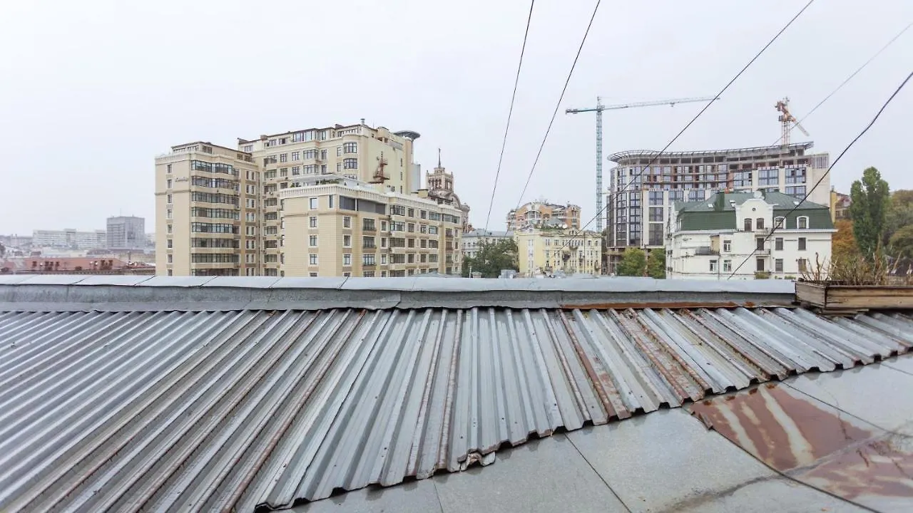 Крутой Спуск 6\2 Daire Kiev Ukrayna